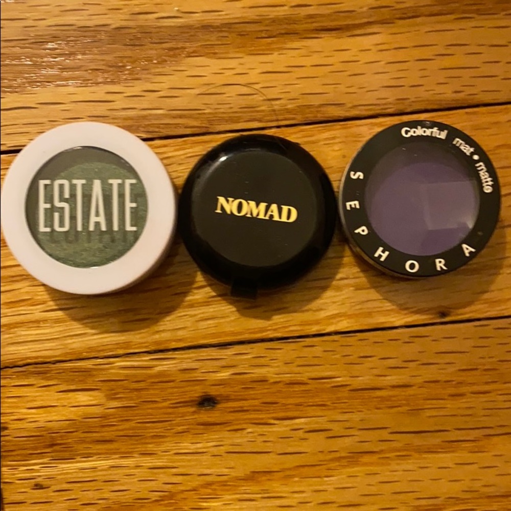 3 brand new never been used eyeshadows
